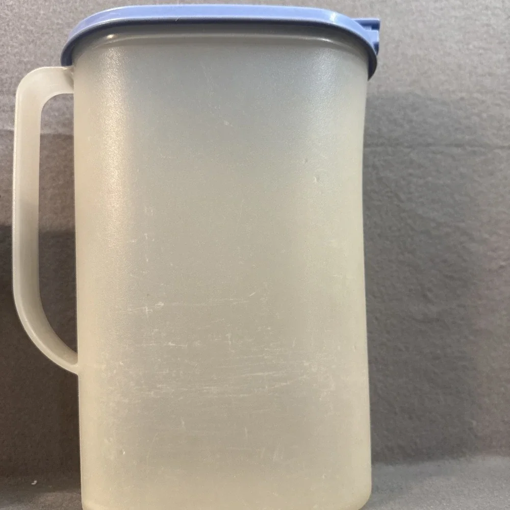 Tupperware slimline pitcher